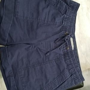 Draw string cuffed shorts